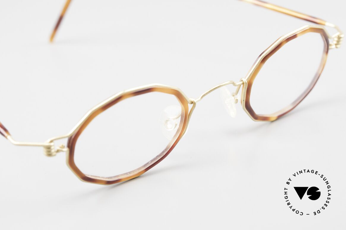 Lindberg Zeta Air Titan Rim Small Frame Acetate Inner Rim, simple & strong frame: free from screws, rivets & welds, Made for Men and Women
