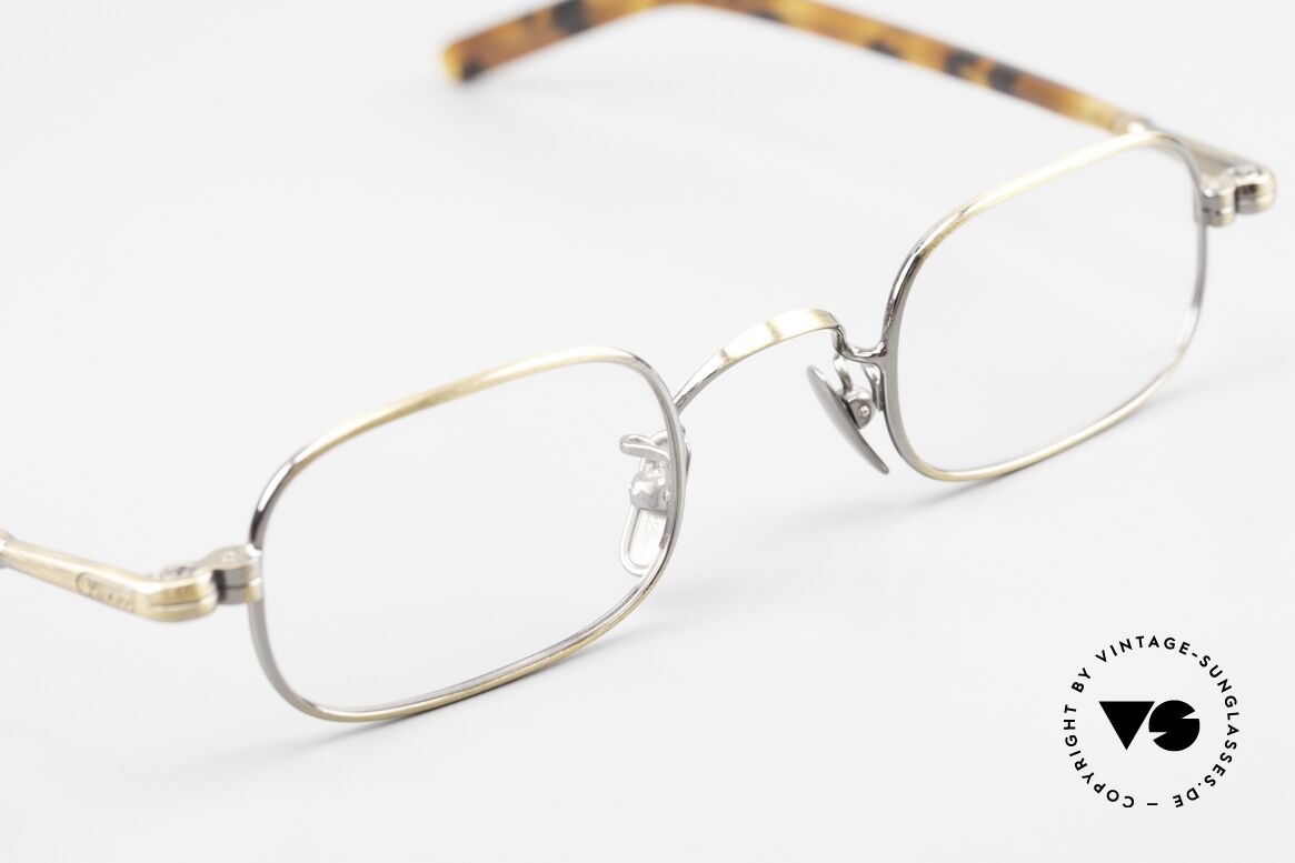 Lunor VA 104 Square Frame Antique Gold, square reading frame design & top-notch craftsmanship, Made for Men and Women