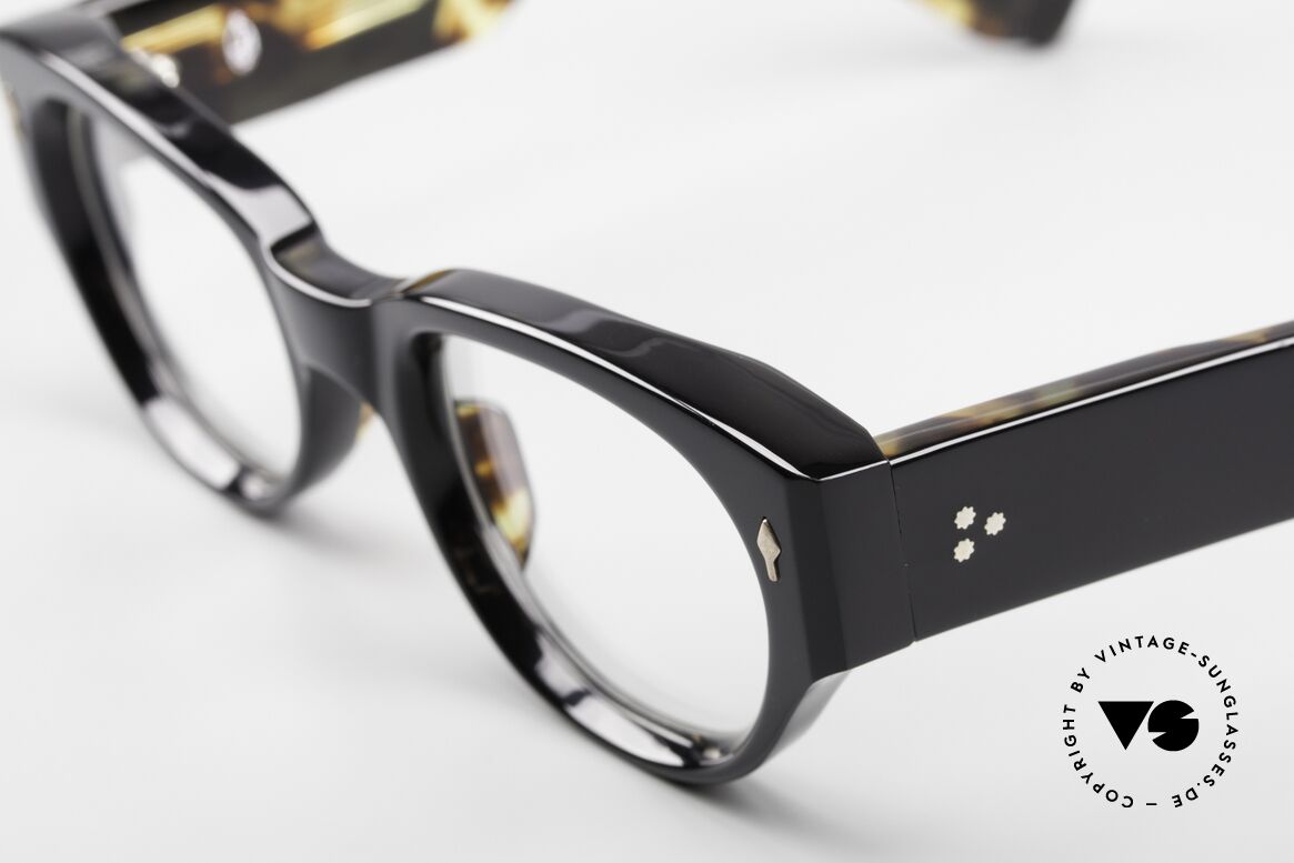 Jacques Marie Mage Altabani Mafia Boss Specs Italian Job, JMM shows that "vintage" is not a question of age!, Made for Men