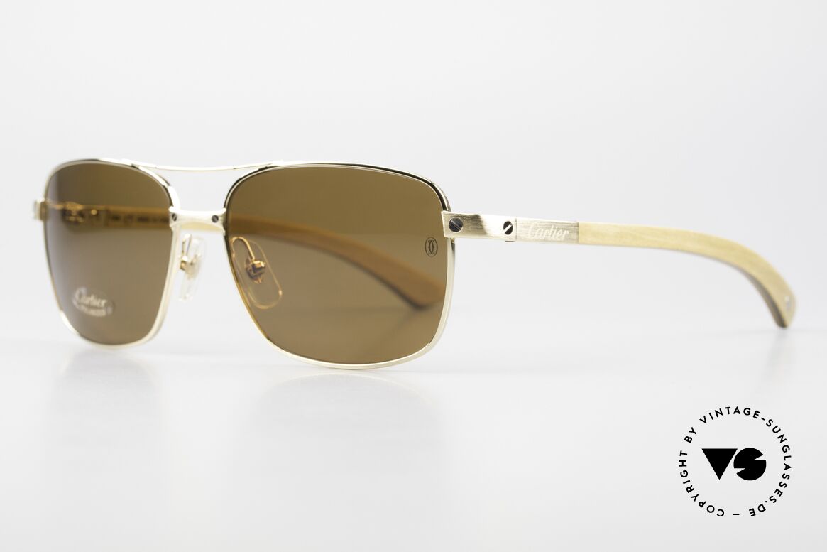Cartier Santos De Cartier Wood Frame Pilot Polarized, model = T8200781, GOLD-plated, in size 57x16x130, Made for Men