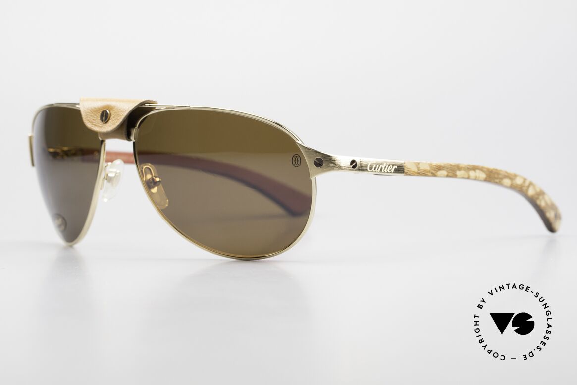 Cartier Santos Dumont Polarized Wood And Leather, model = T8200940, brushed yellow gold, 61x16x130, Made for Men