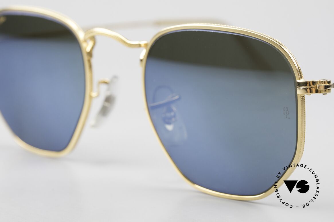 Ray Ban Classic Style III Blue Mirrored B&L Lenses, blue-mirrored lenses = hardened & non-reflecting, Made for Men and Women
