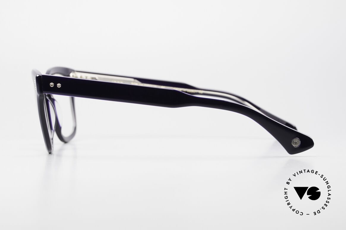 DITA Mann Striking Eyeglasses Navy-Blue, a combination of luxury & "Los Angeles" lifestyle, Made for Men and Women