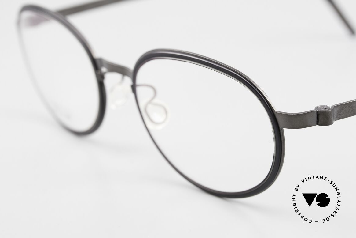 Lindberg 9720 Strip Titanium Glasses Ladies & Gents Oval, can already be described as VINTAGE LINDBERG today, Made for Men and Women