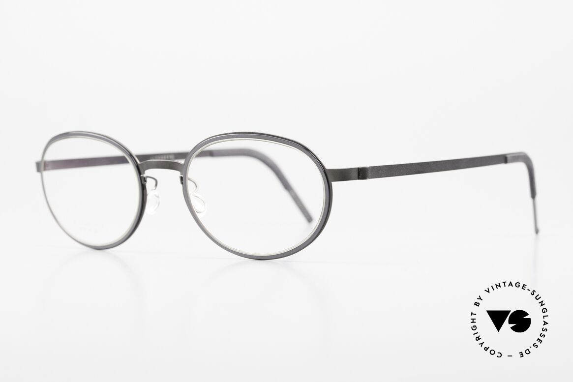 Lindberg 9720 Strip Titanium Glasses Oval Ladies & Gents, oval titanium frame with inner rims in gray/anthracite, Made for Men and Women