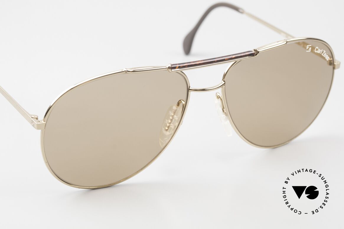 Zeiss 9222 Non-Reflecting Mineral Lens, classic gentlemen's shades, monolithic aviator style, Made for Men