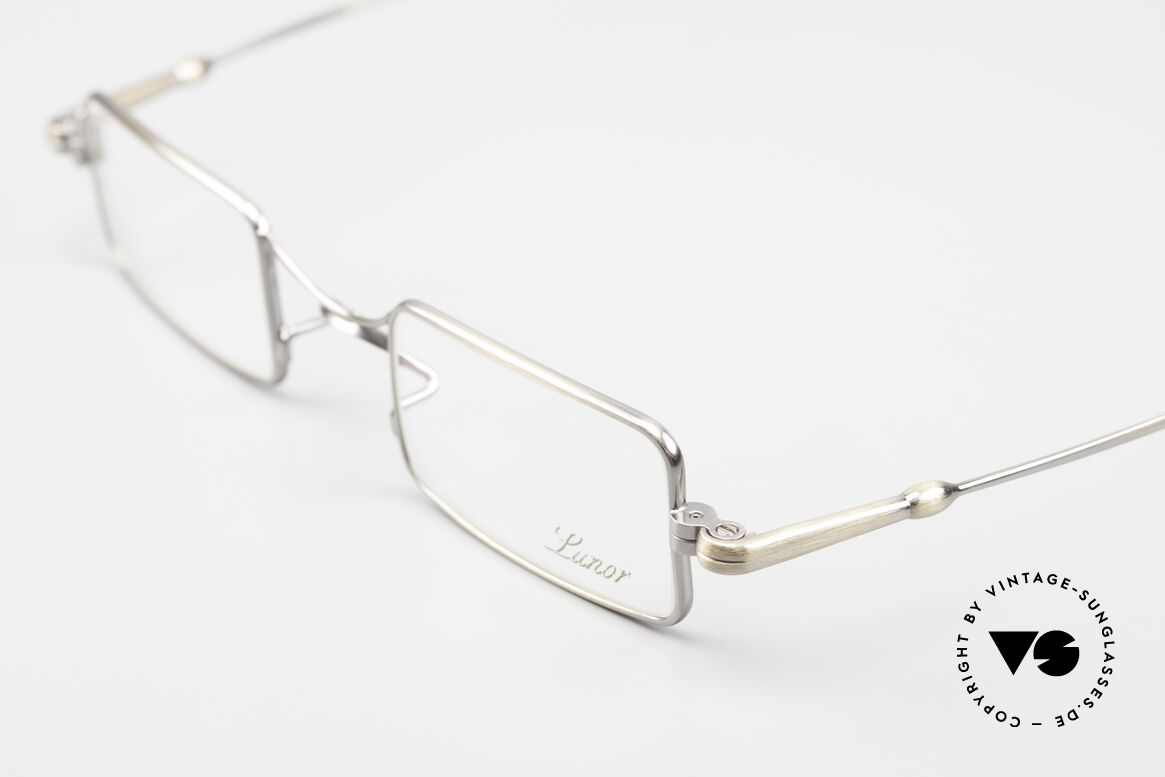 Lunor X-Bridge Square A Classic In Antique Gold, from the 2011's collection, but in a well-known quality, Made for Men and Women