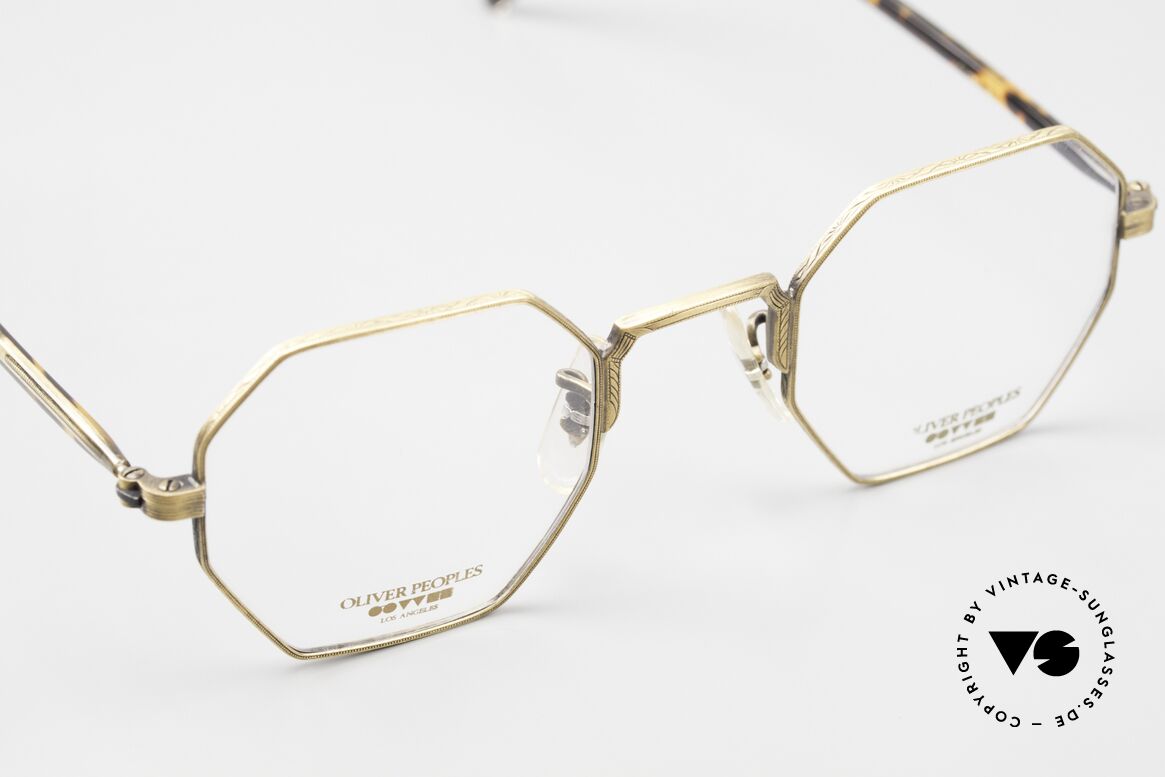 Oliver Peoples OP14 90's Original Made in Japan, NO RETRO fashion, but a unique 30 years old Original!, Made for Men and Women