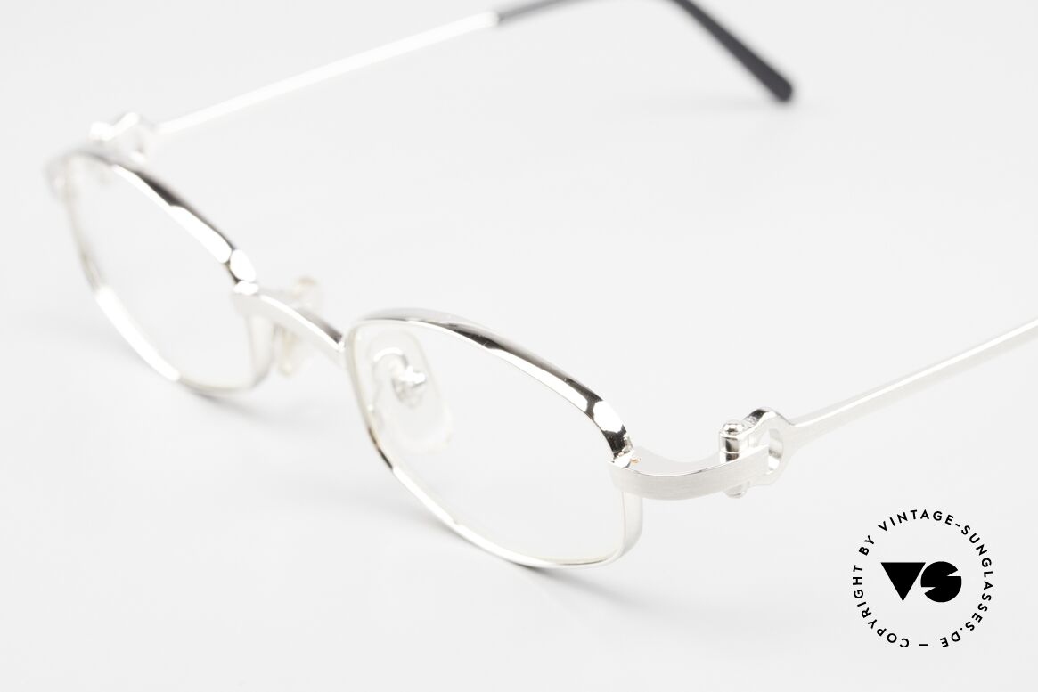 Cartier Ginger 90s Frame Brushed Platinum, orig. Cartier catalogue reference number: T8100425, Made for Men and Women