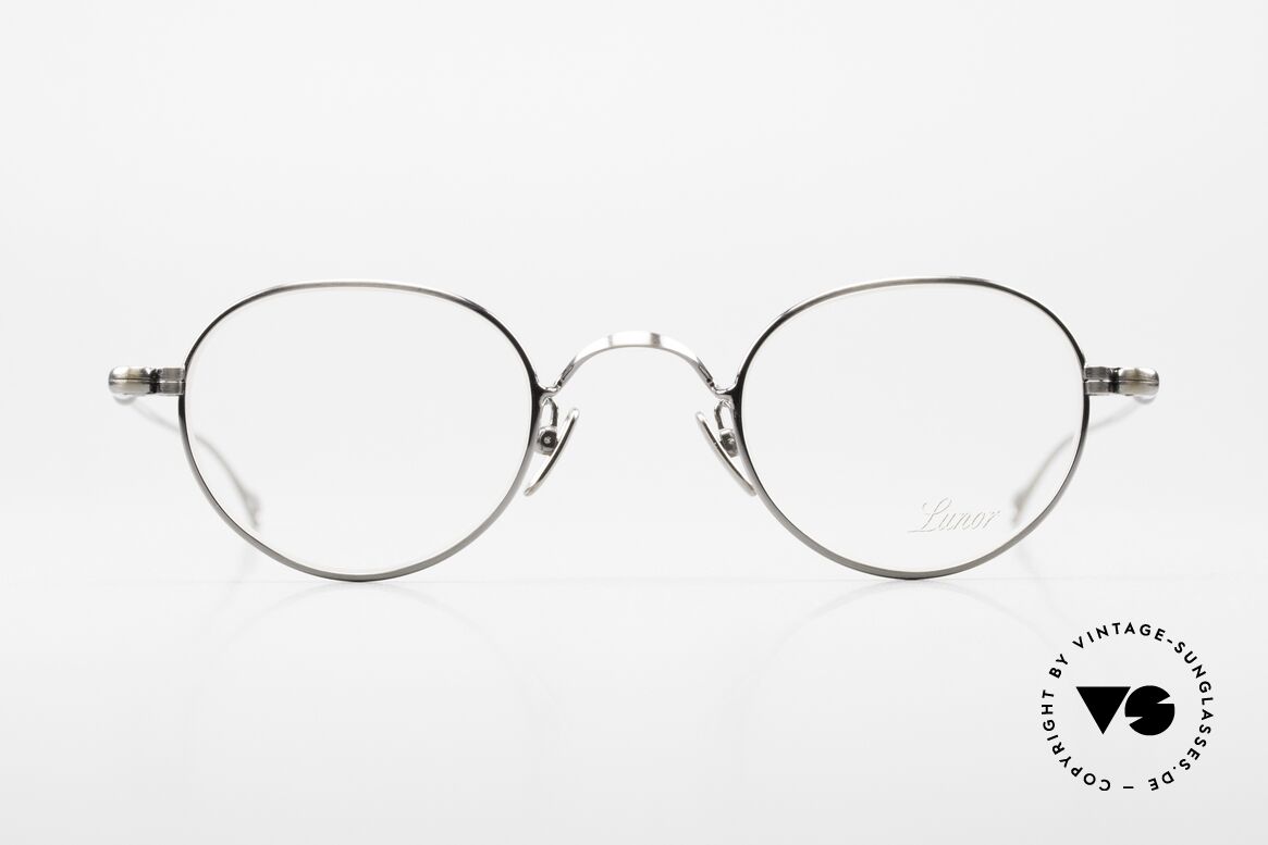 Lunor V 108 Rare Antique Metal Frame, without ostentatious logos (but in a timeless elegance), Made for Men