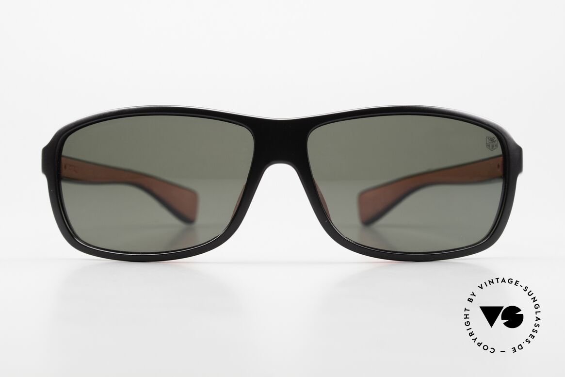 Tag Heuer 9302 Legend Temples Shaped Like A Watch, striking men's shades from the "LEGEND" collection, Made for Men