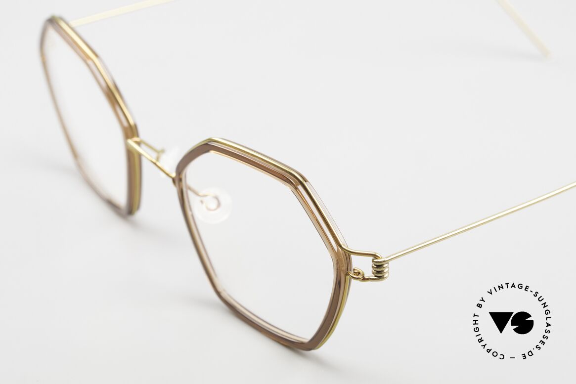 Lindberg Rui Air Titan Rim Square Titan Specs Unisex, interesting frame colors: bronze / gold / copper-brown, Made for Men and Women