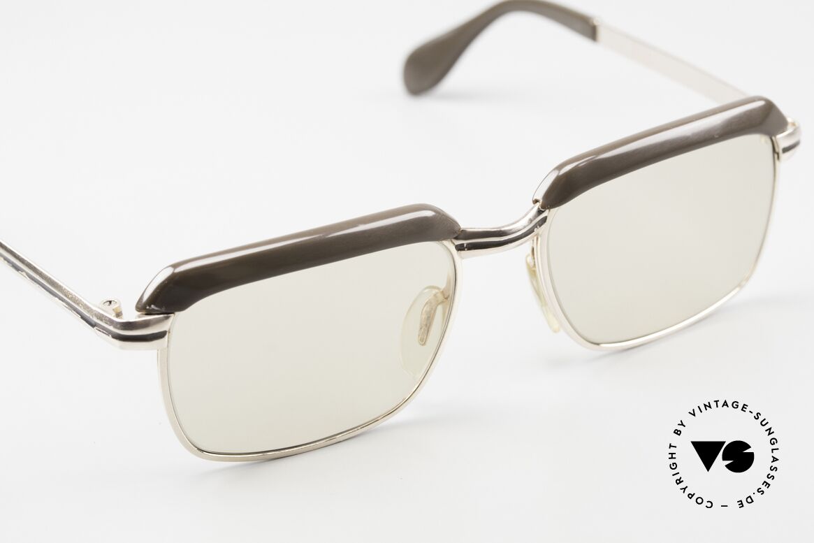 Metzler JK 1/10 12k Real Gold Frame, scratch-free changeable sun lenses (darken automatically), Made for Men