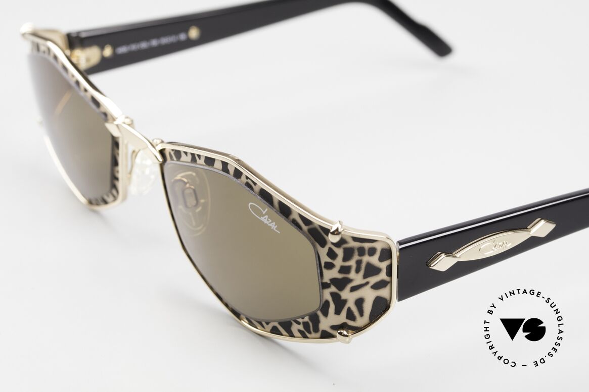 Cazal 912 Leopard Frame Pattern, top-notch craftsmanship and very pleasant to wear!, Made for Women