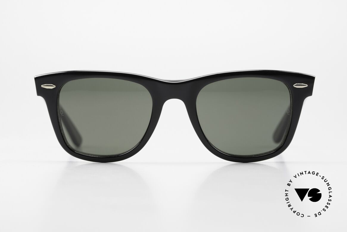 Ray Ban Wayfarer XS The Very Rare Small Version, vintage Ray Ban Wayfarer B&L USA sunglasses, Made for Men and Women