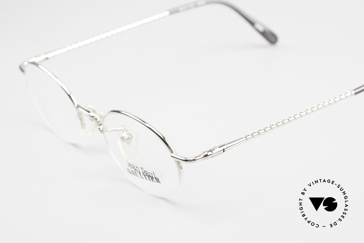 Jean Paul Gaultier 55-7104 Small Oval Glasses 90's, unused (like all our rare vintage J.P.G eyeglasses), Made for Men and Women