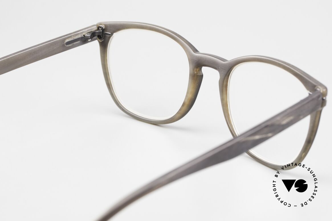 Hoffmann V7834 World's Lightest Horn Glasses, Size: small, Made for Men and Women
