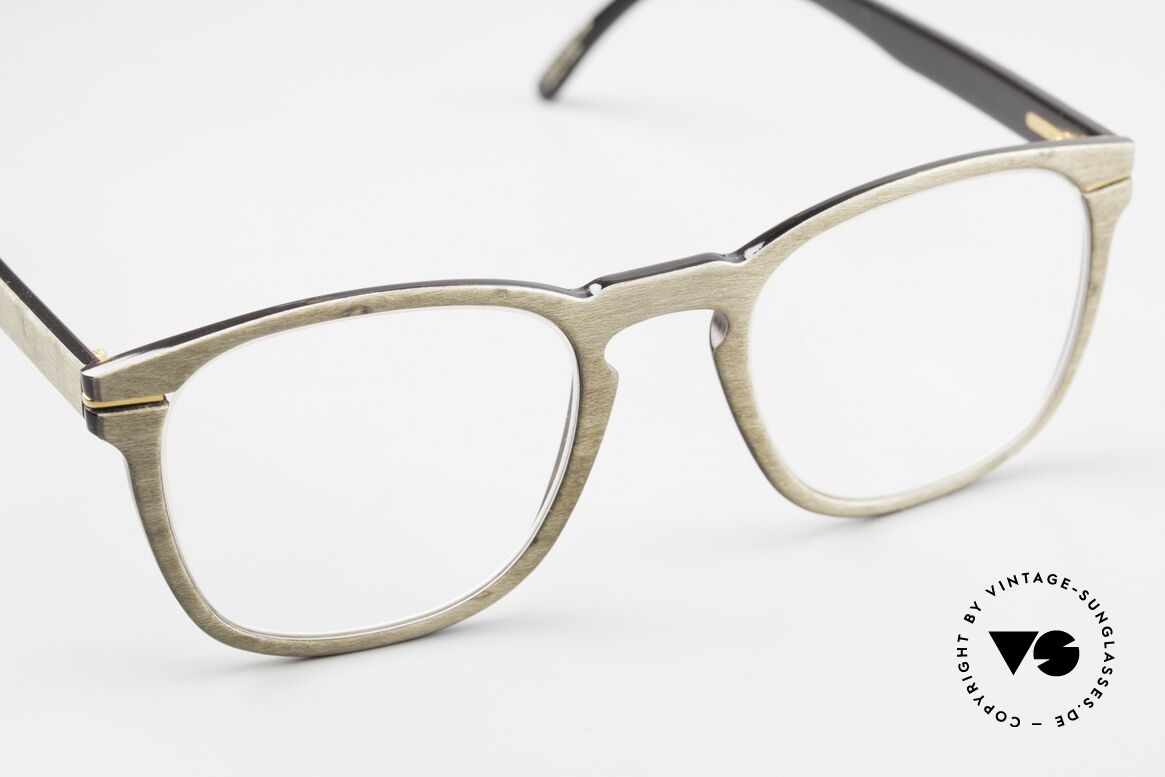 Hoffmann V7754 Horn And Wood Eyeglasses, the pure understatement (there is no brand logo at all), Made for Men and Women