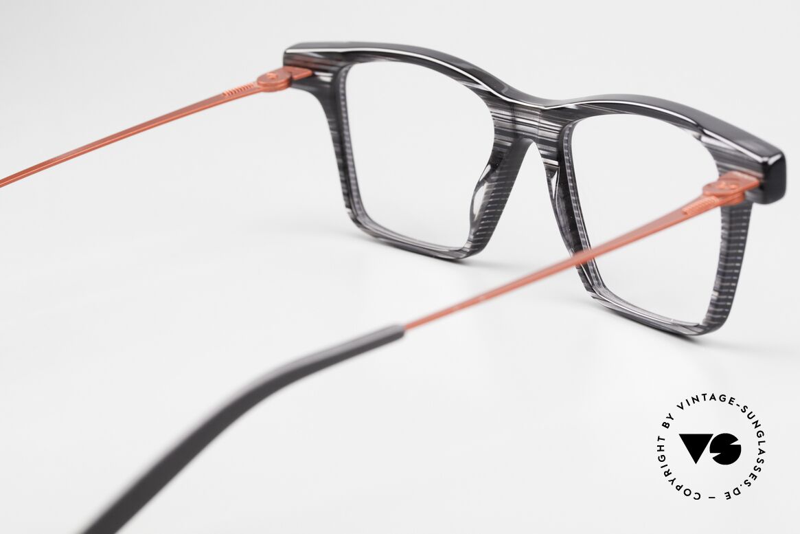 Theo Belgium Peruna Crazy Specs Square Style, unworn (like all our rare vintage eyewear by THEO), Made for Men and Women