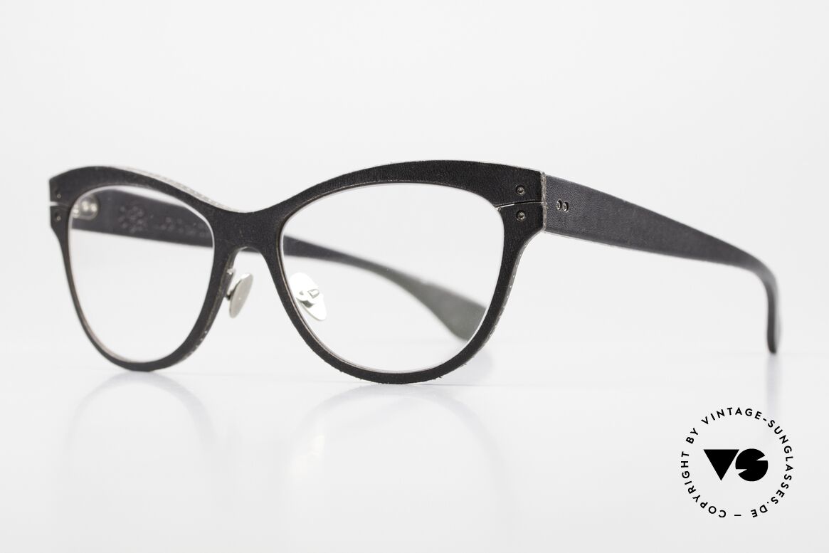 Lucas de Stael Minotaure SM 03 Luxury Specs For Ladies, luxury model with leather cover (connoisseur glasses), Made for Women