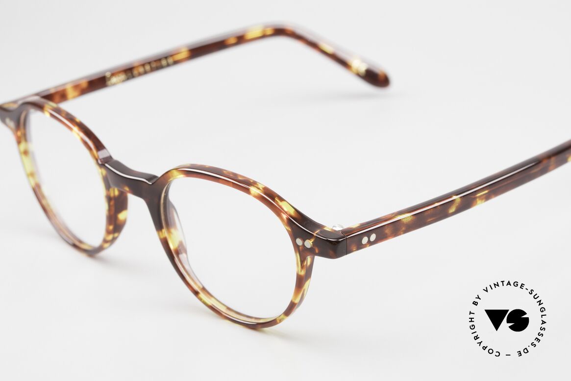 Lesca P1 Timeless Panto Classic, nicely made; thus we took it into our collection, Made for Men and Women