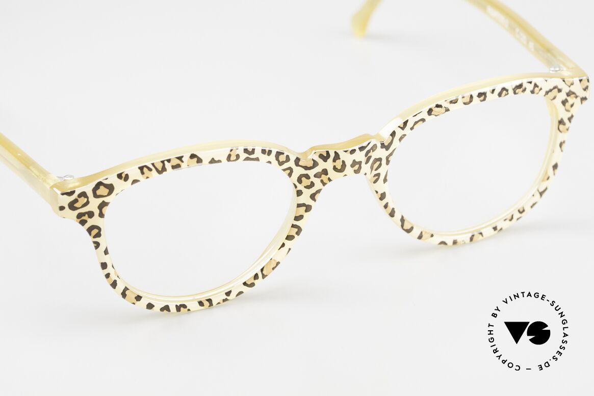 Lesca Pantos 2 Leopard Pattern Frame, unworn (like all our classic LESCA eyeglasses), Made for Women