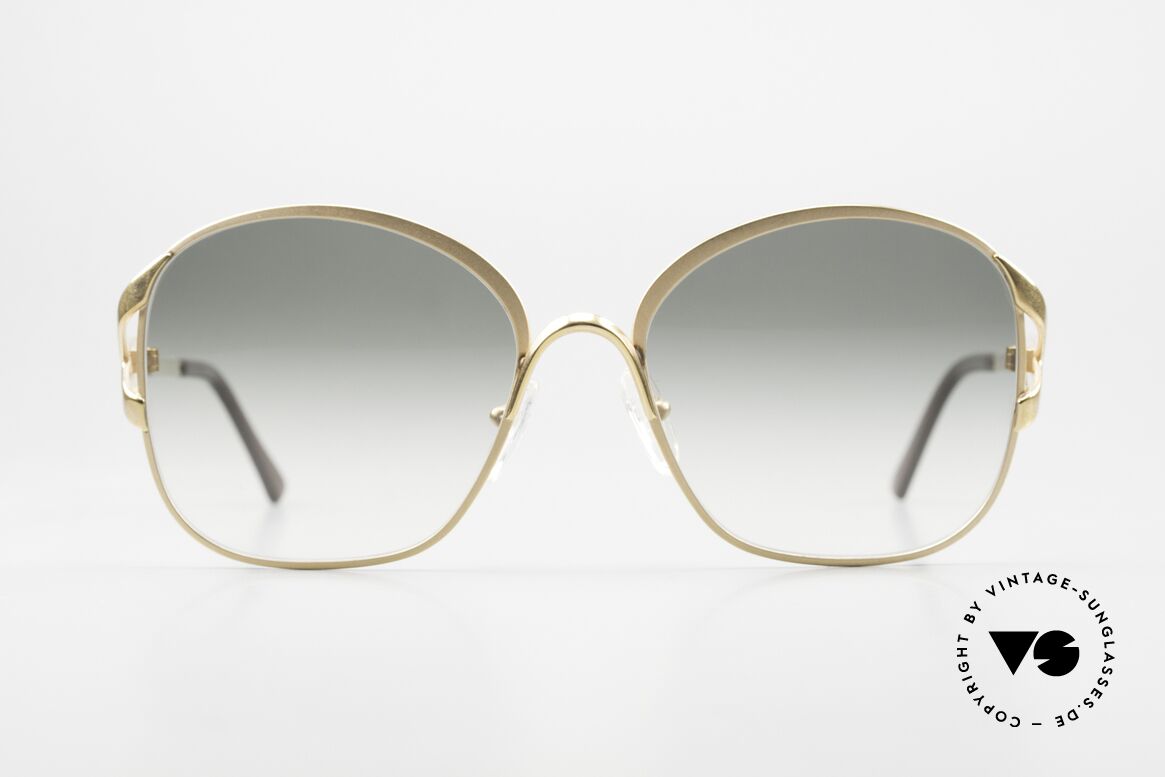 Christian Dior 2141 Ladies 80's Designer Shades, luxurious Dior frame for women from the early 80's, Made for Women