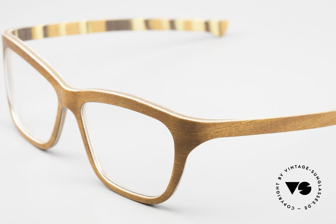 W-Eye 404 Unisex Wooden Eyeglasses, unique - thanks to the natural materials used!, Made for Men and Women