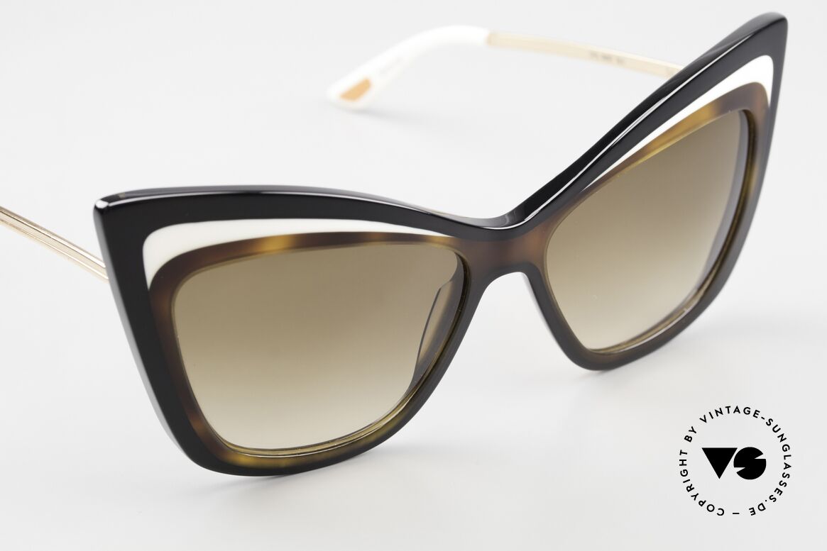 Christian Roth Rock'N Roth Very Feminine Frame Shape, unworn designer shades (incl. original CR packaging), Made for Women