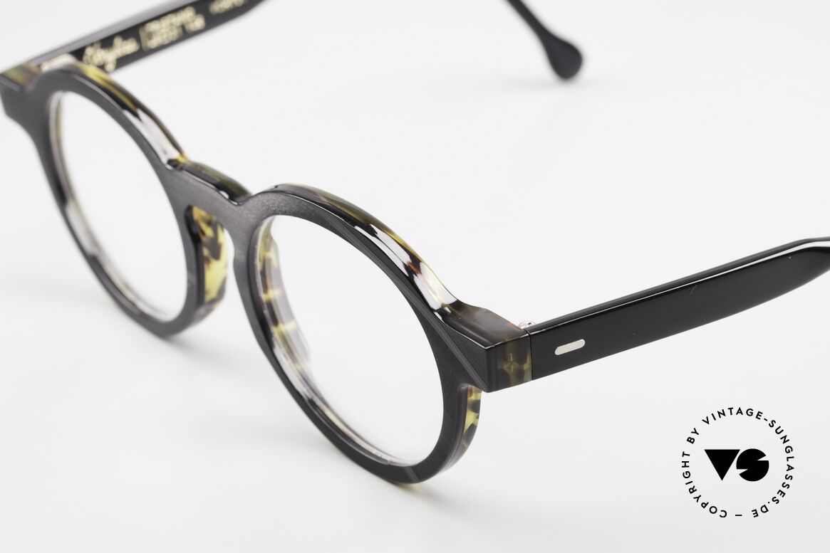 Vinylize Tristano Vinyl Record Eyeglasses, corresponding company credo: “wear the music”, Made for Men