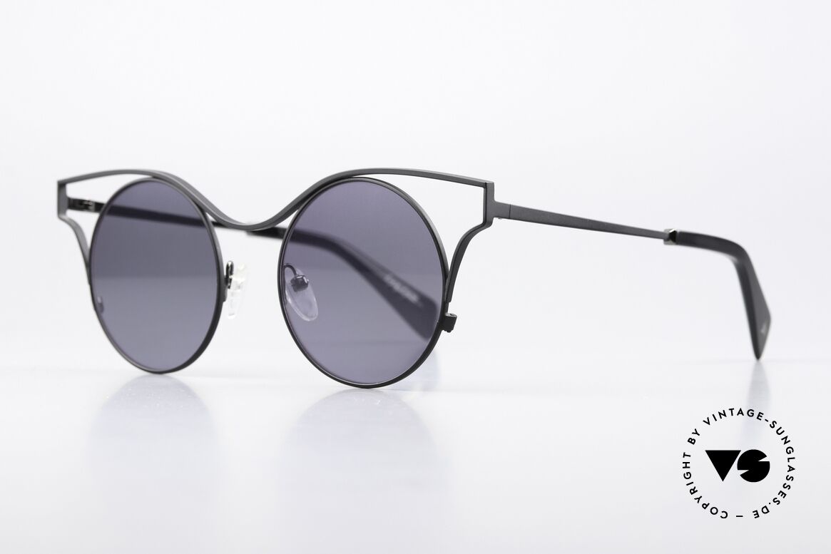 Yohji Yamamoto YY7014 Eye-Catcher Sunglasses, clear, striking shapes; often outsized proportions, Made for Women