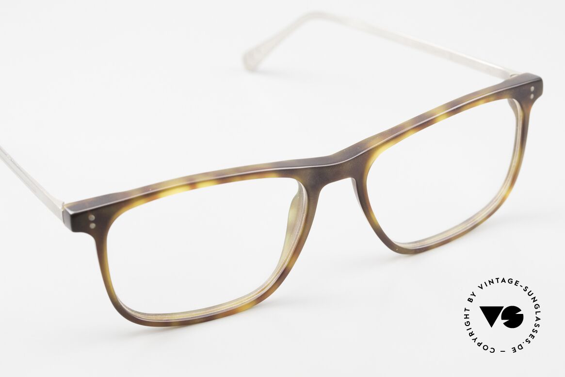 Gernot Lindner GL-502 925 Silver Frame Acetate, with acetate front & brushed palladium temples, Made for Men and Women