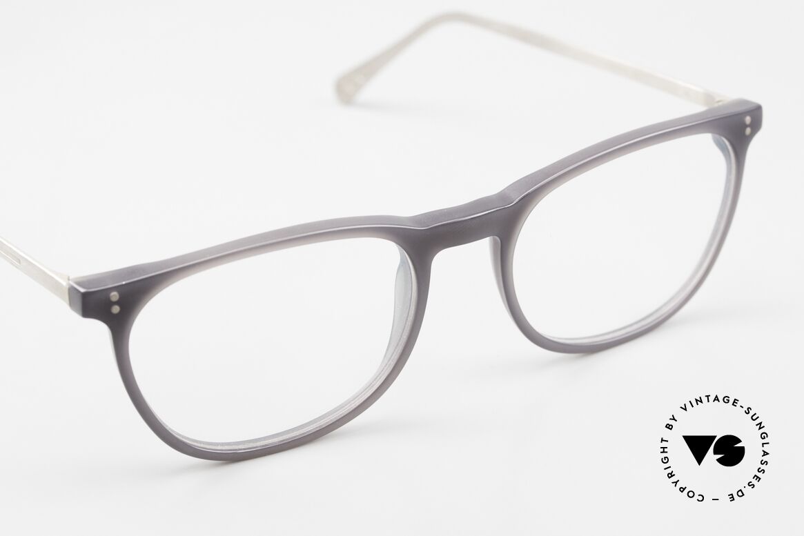 Gernot Lindner GL-504 925 Silver And Palladium, with acetate front & brushed palladium temples, Made for Men and Women