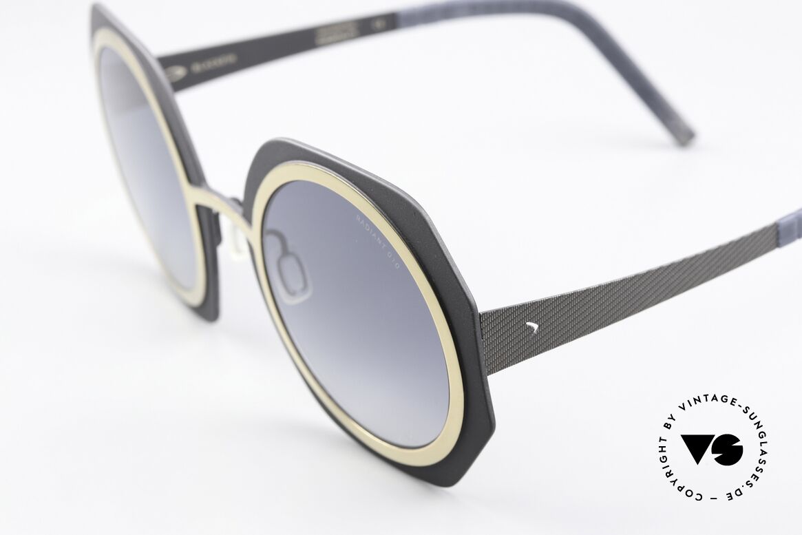Blackfin Coral Cove Oversized Women's Shades, the lovely model name says it all: CORAL COVE, Made for Women
