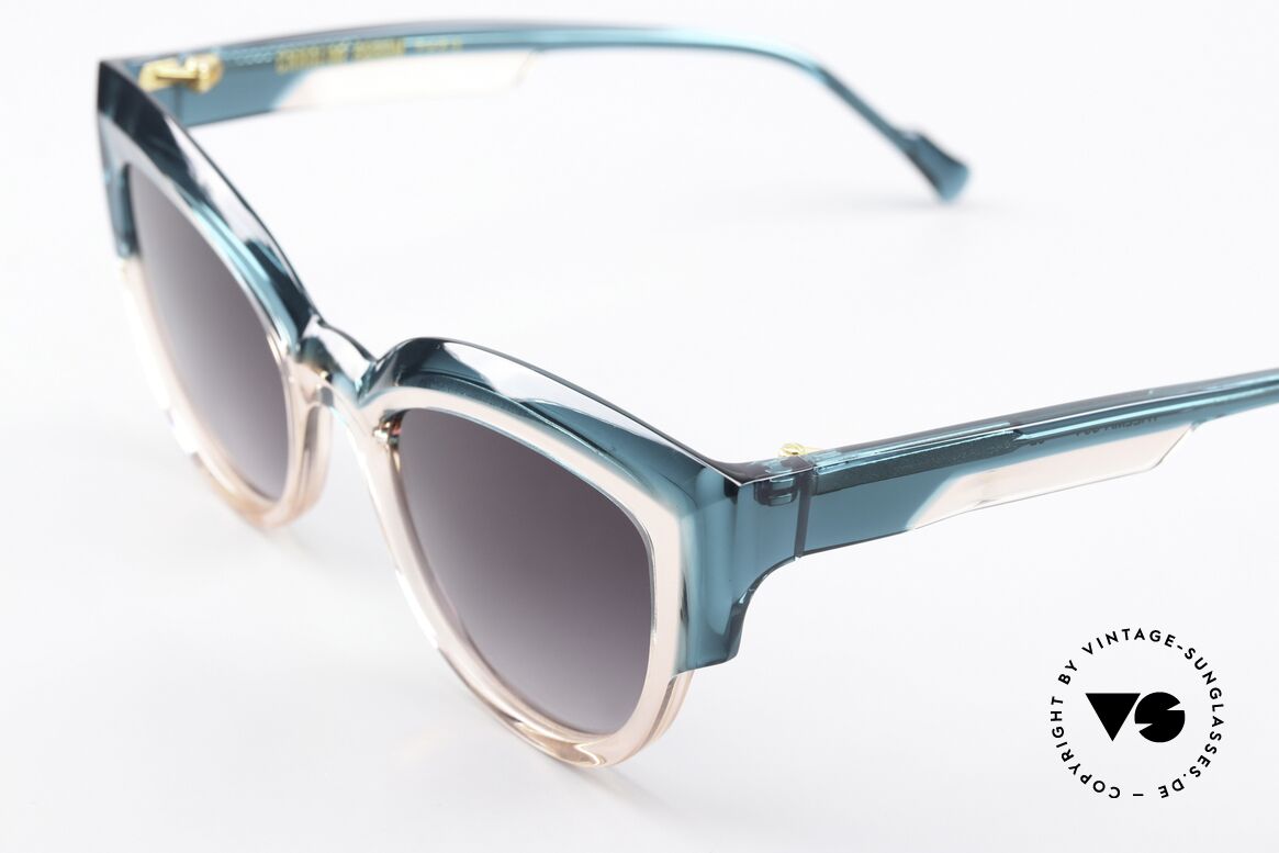 Caroline Abram Thelma Soft Pink And Emerald Green, symbolic of the Sixites vintage style of Miami, Made for Women