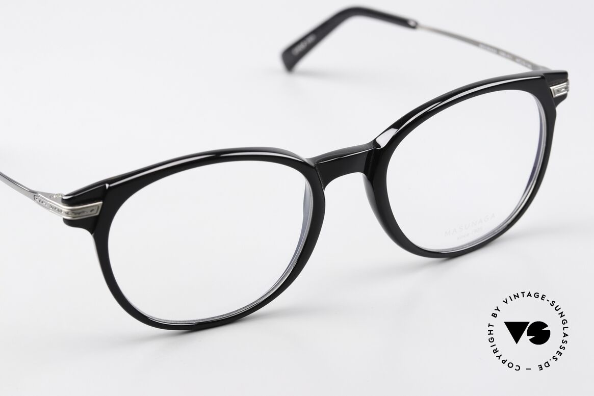 Masunaga GMS-811 Made in Japan Eyewear, precision & costly engravings as a stylistic feature, Made for Men and Women