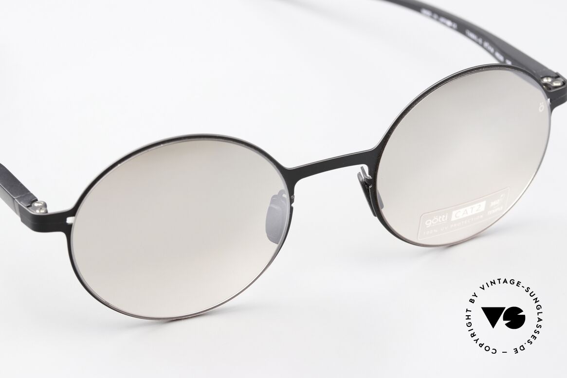 Götti Tamal-S Round Titan Sunglasses, unworn designer piece from 2016, with hard case, Made for Men and Women