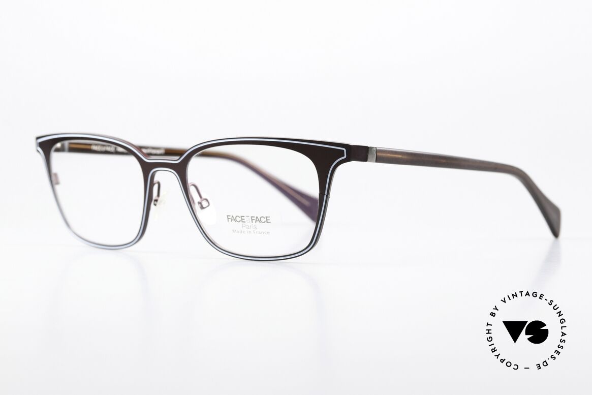 Face a Face Vicky 3 Design With Fine Lines, metal front with very fine lines, discreetly colored, Made for Women
