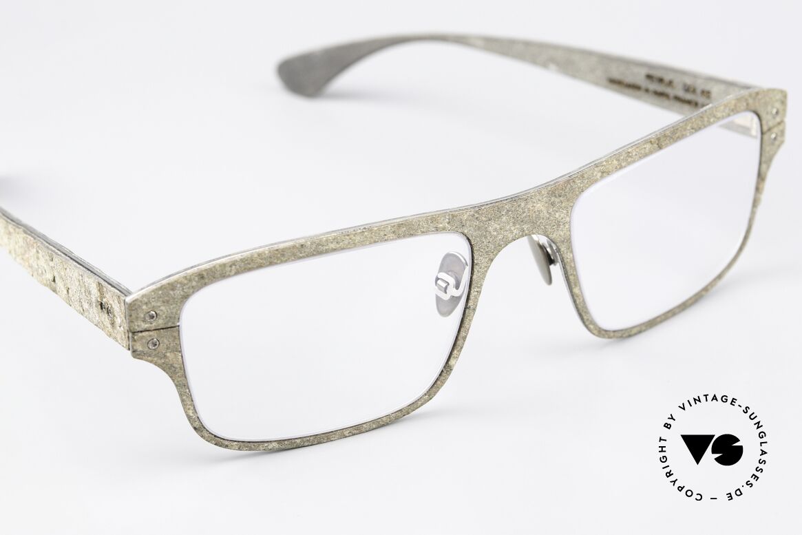 Lucas de Stael Petrus P11 Genuine Cow Leather + Stone, from 2017 but unworn (delivered in a case by de Staël), Made for Men