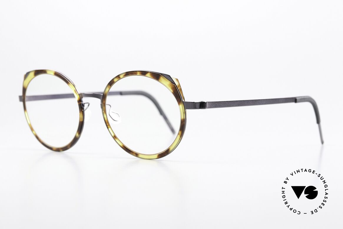 Lindberg 9747 Strip Titanium Ladies Round Cateye Design, charming frame design and slightly "Round Cateye", Made for Women