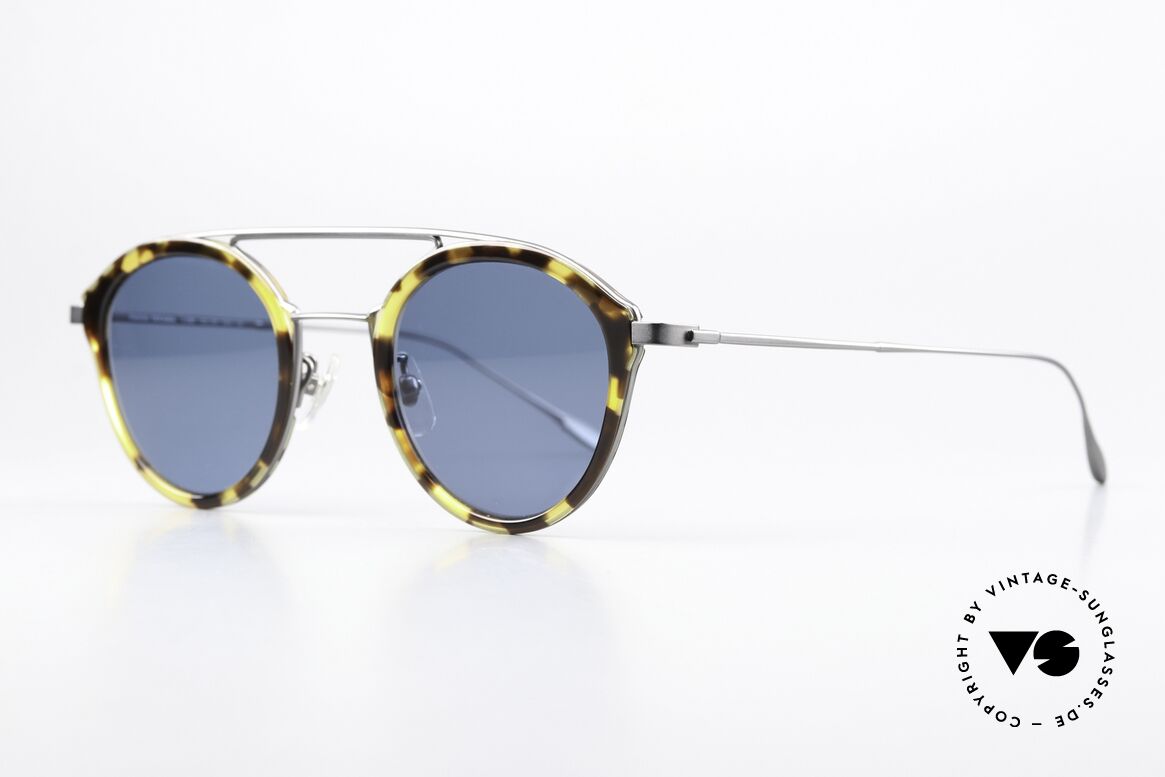 Yuichi Toyama U-089 Also called M Martin, model U-089 is also known as M. Martin model, Made for Men and Women