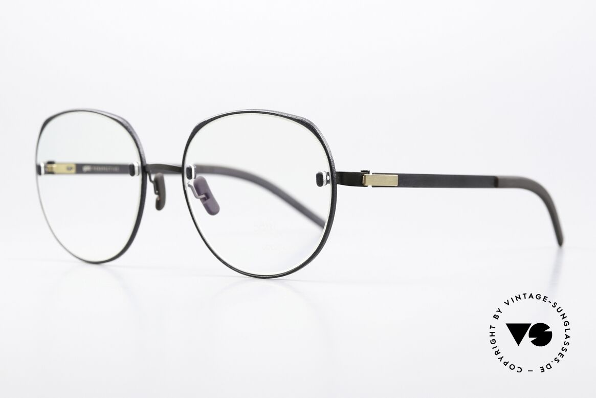 Götti Perspective Bold02 Variable Additional Edge, www.gotti.ch/en/collections/goetti-perspective/bl02, Made for Women