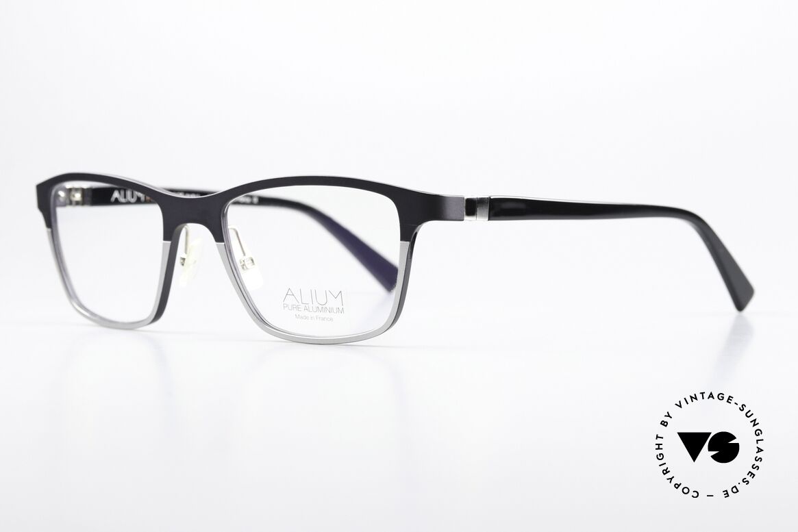 Face a Face Alium K 3 Masculine Designer Glasses, here the model: K 3, in size 51/19 and color 9490, Made for Men