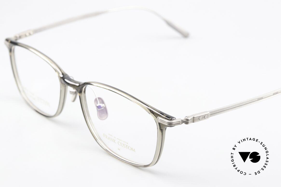 Frank Custom FT7191 Unisex Eyewear Titanium, aesthetics is a symbol of the brand, and strictly, Made for Men and Women