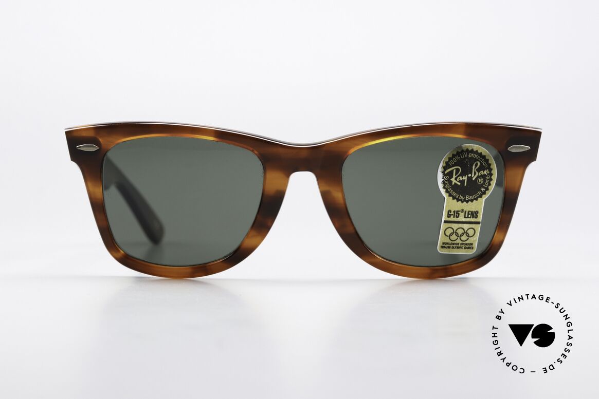 Ray Ban Wayfarer I Original USA Sunglasses, WAYFARER: the sunglass classic par excellence, Made for Men and Women Ray Ban Wayfarer I Original USA Sunglasses, WAYFARER: the sunglass classic par excellence, Made for Men and Women
