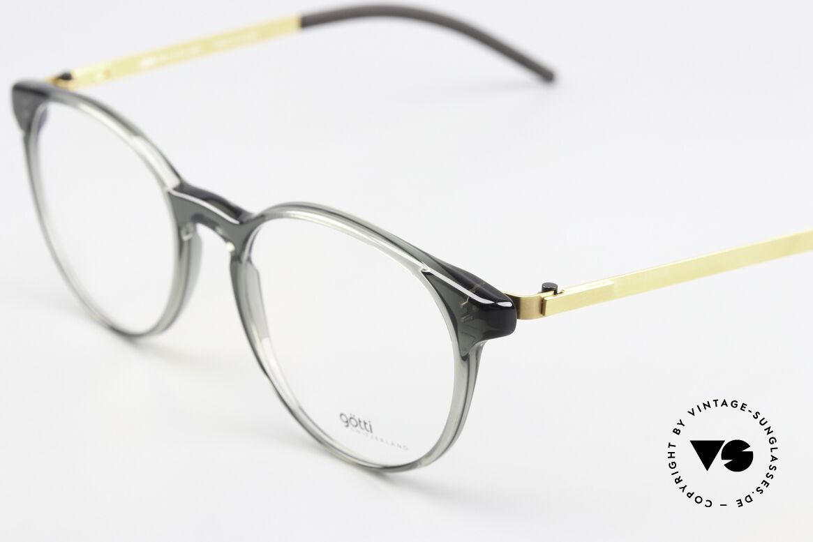 Götti Sander Timeless Interesting Color, Oprah Winfrey made Götti glasses famous in 2021, Made for Women