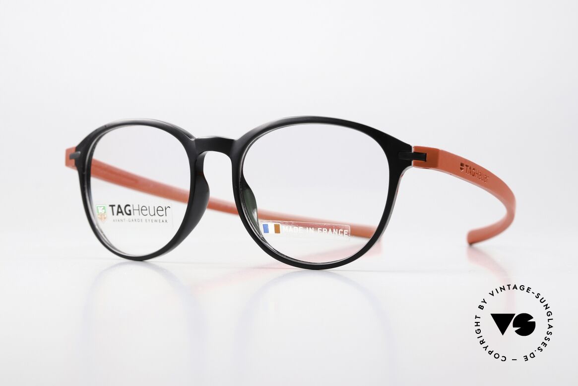 Tag Heuer 3953 Reflex Lightweight Frame Front, with “racing” temples made of elastomer rubber, Made for Men