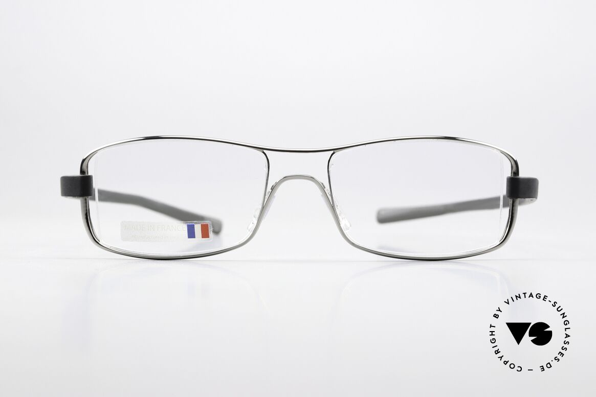 Tag Heuer 7003 Sporty Interesting Design, really interesting eyewear design for gentlemen, Made for Men