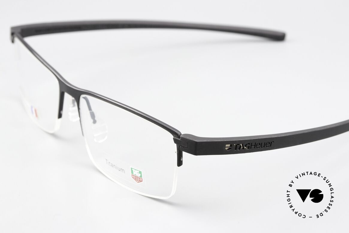 Tag Heuer 3921 Reflex Sporty Elastomer Temples, sporty and luxurious lifestyle for men; high-end, Made for Men
