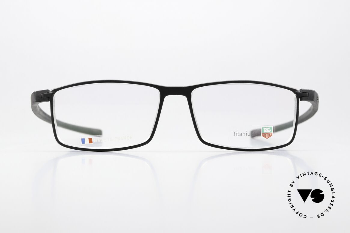 Tag Heuer 3901 Reflex Full Rimmed Titanium Frame, extremely sporty full rimmed titanium glasses, Made for Men